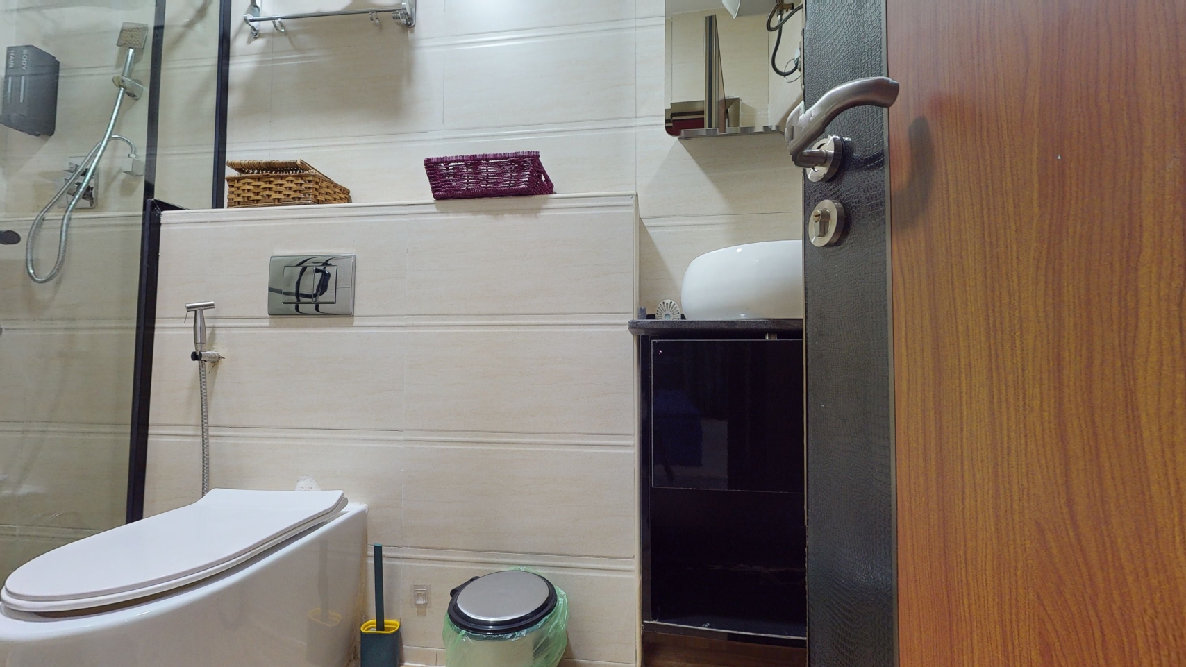 Luxury Apartments Abuja Yanna Apartments by khaliques Block 2 Futur Bath(1)
