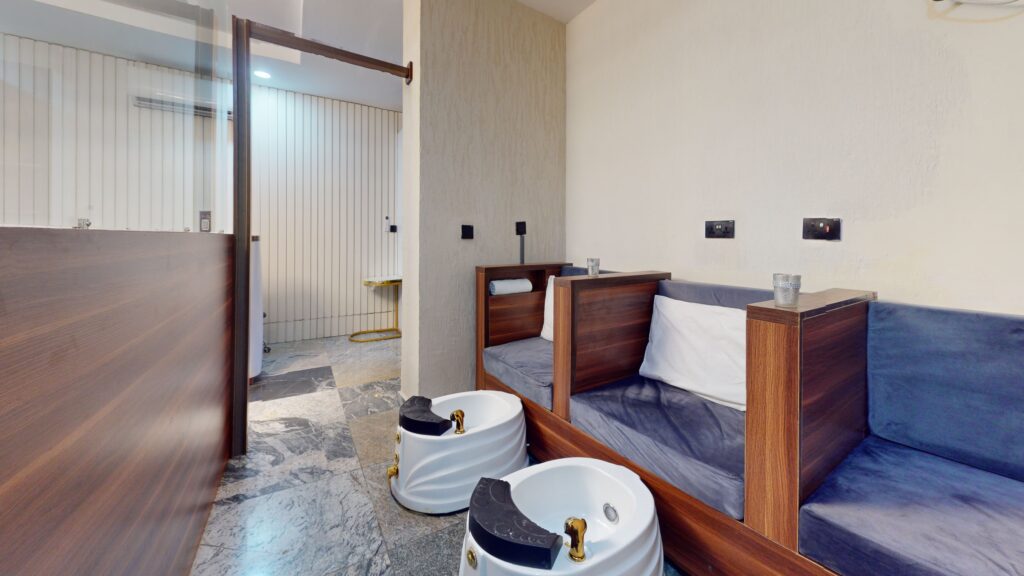 Luxury Apartments Abuja Yanna Apartments by khaliques Spa Bedroom(1)